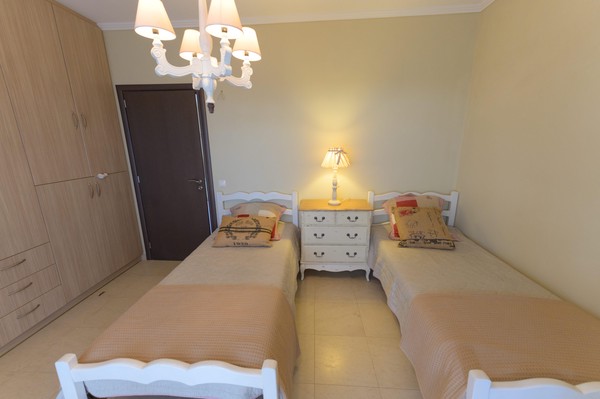 Bedroom (ground floor)